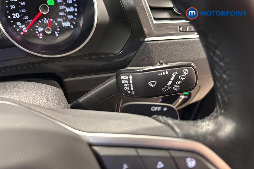 Volkswagen Tiguan Life Automatic Petrol SUV - Stock Number (1662623) - 6th supplementary image