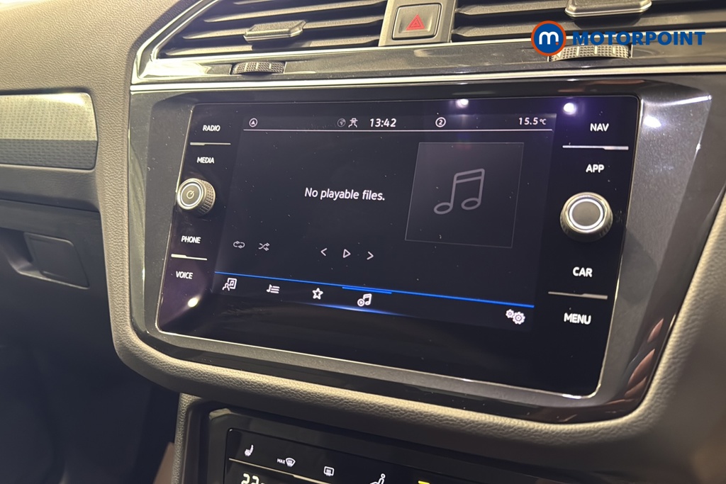 Volkswagen Tiguan Life Automatic Petrol SUV - Stock Number (1662623) - 8th supplementary image