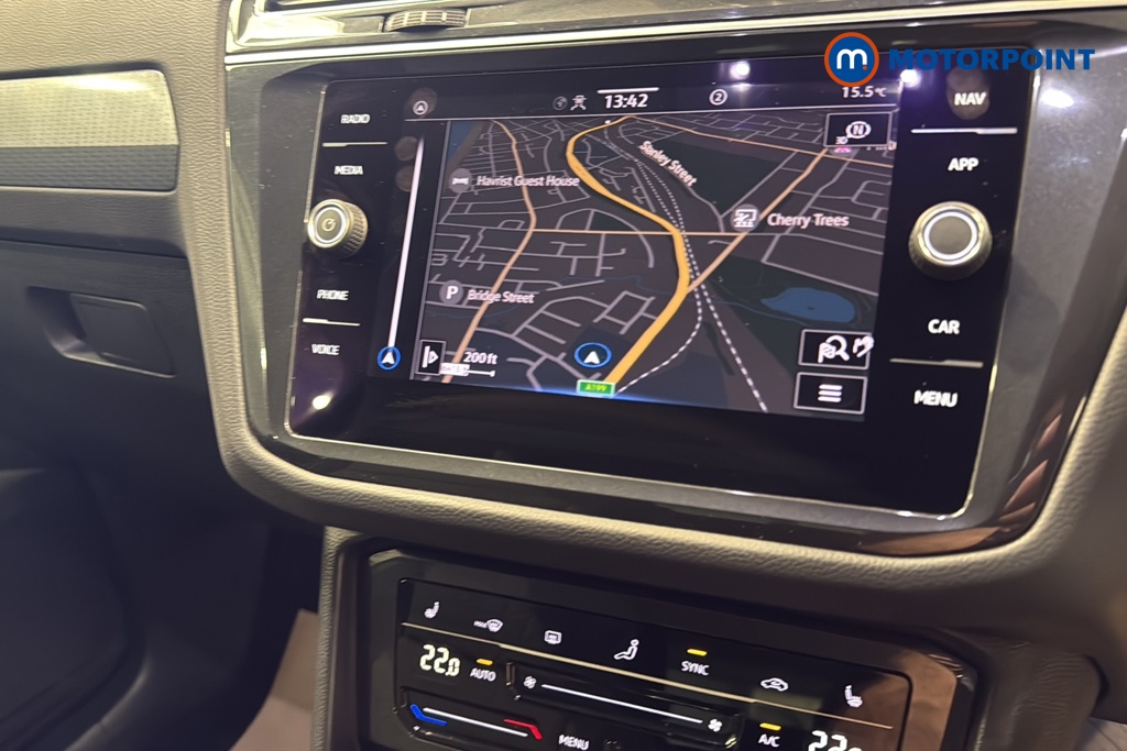 Volkswagen Tiguan Life Automatic Petrol SUV - Stock Number (1662623) - 9th supplementary image