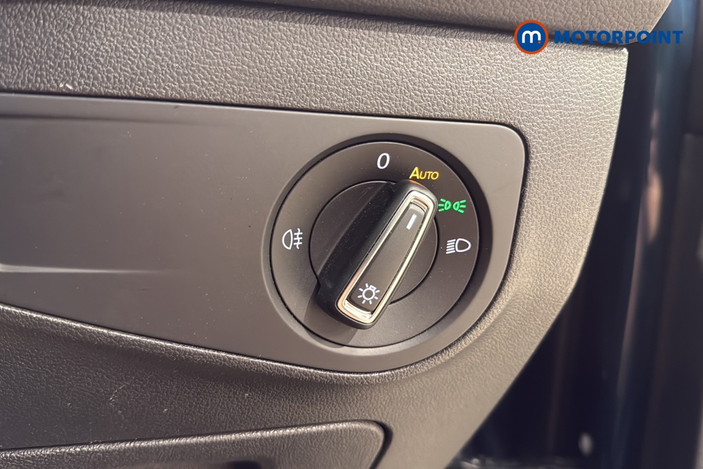 Volkswagen Tiguan Life Automatic Petrol SUV - Stock Number (1662623) - 11th supplementary image