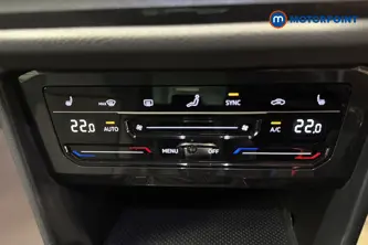 Volkswagen Tiguan Life Automatic Petrol SUV - Stock Number (1662623) - 12th supplementary image