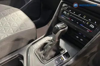 Volkswagen Tiguan Life Automatic Petrol SUV - Stock Number (1662623) - 15th supplementary image