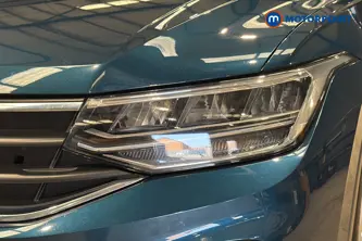 Volkswagen Tiguan Life Automatic Petrol SUV - Stock Number (1662623) - 42nd supplementary image