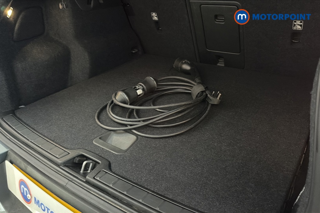 Volvo Xc40 Plus Automatic Petrol Plug-In Hybrid SUV - Stock Number (1662684) - 34th supplementary image