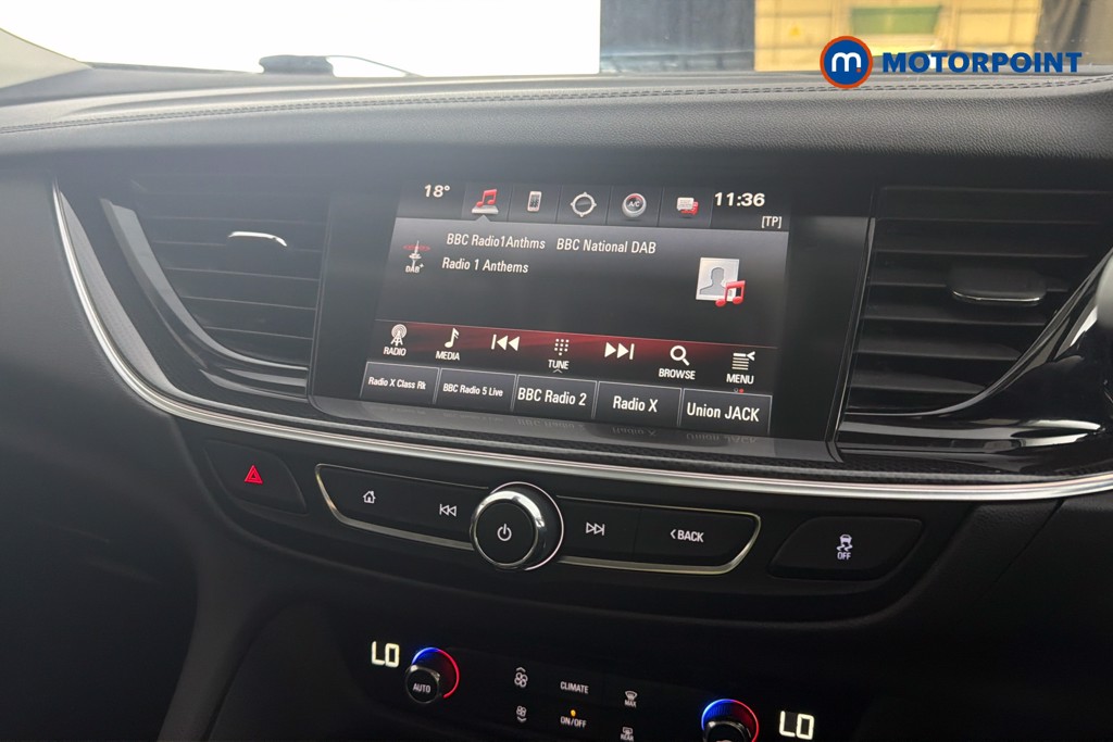 Vauxhall Insignia SRI Manual Petrol Hatchback - Stock Number (1653736) - 9th supplementary image