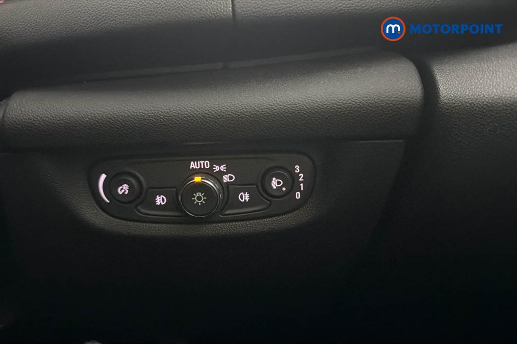 Vauxhall Insignia SRI Manual Petrol Hatchback - Stock Number (1653736) - 18th supplementary image