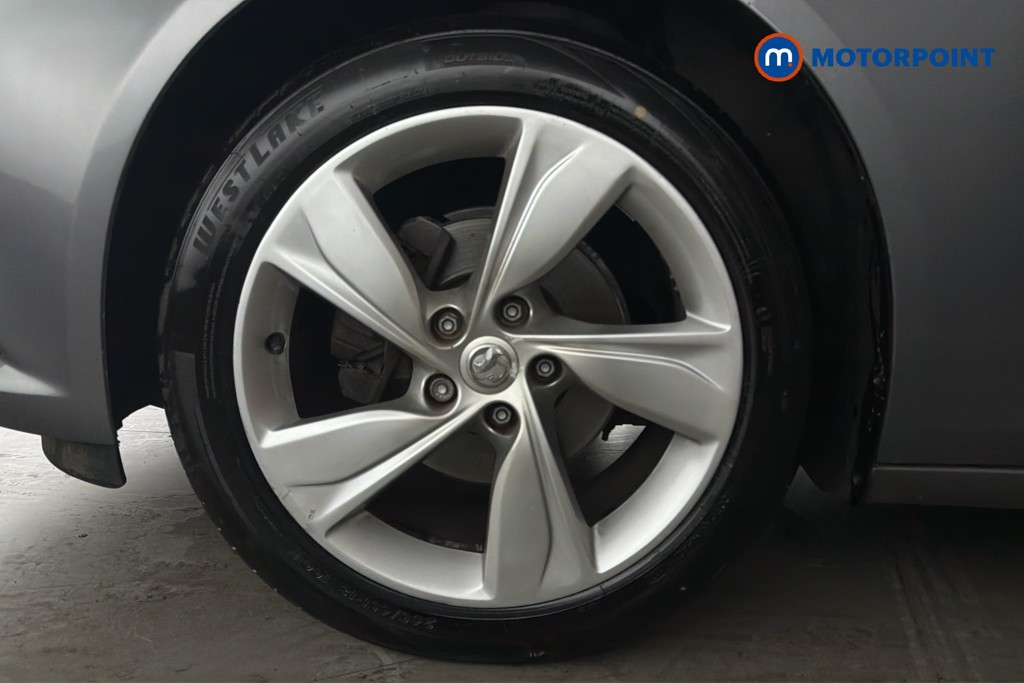 Vauxhall Insignia SRI Manual Petrol Hatchback - Stock Number (1653736) - 47th supplementary image