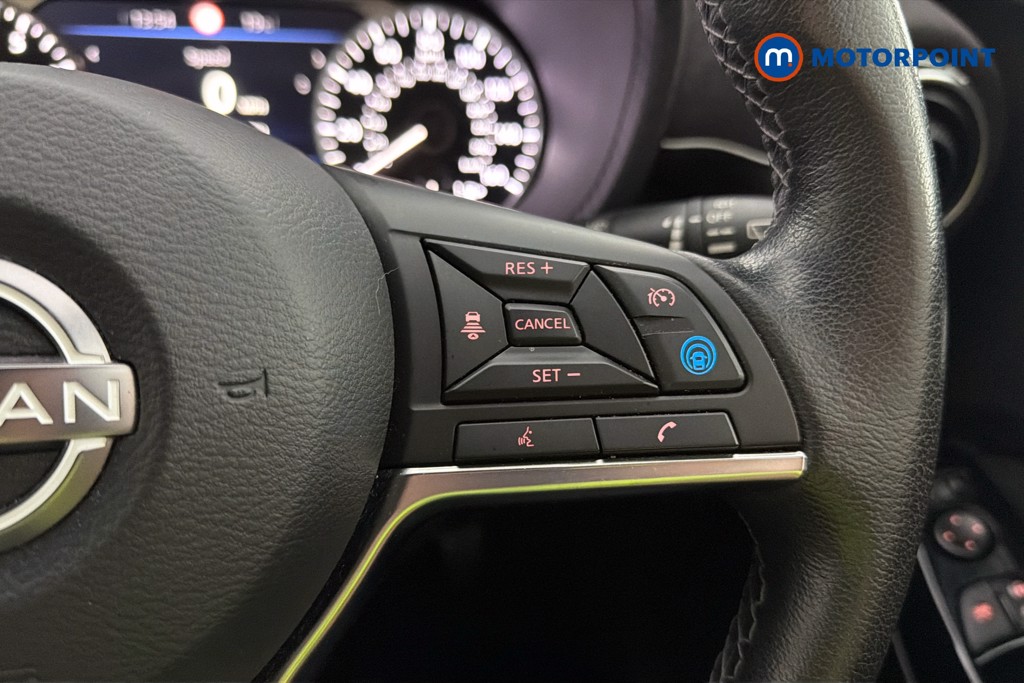 Nissan Juke Tekna-Plus Manual Petrol SUV - Stock Number (1655487) - 4th supplementary image