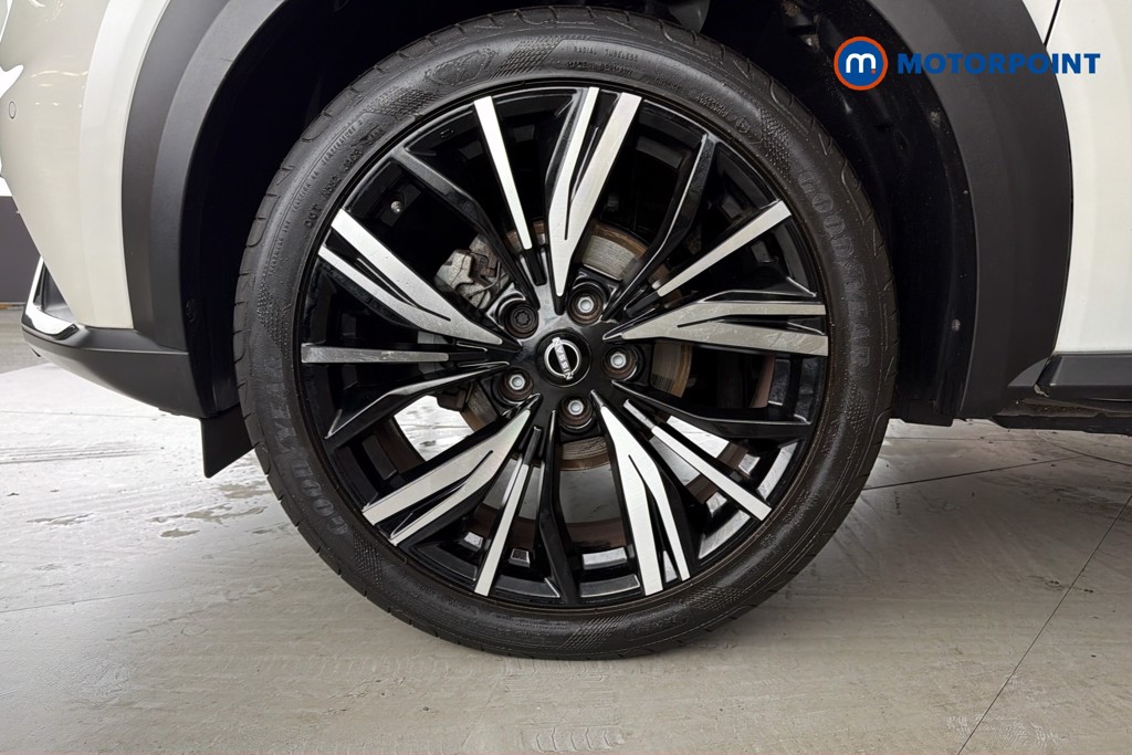 Nissan Juke Tekna-Plus Manual Petrol SUV - Stock Number (1655487) - 47th supplementary image