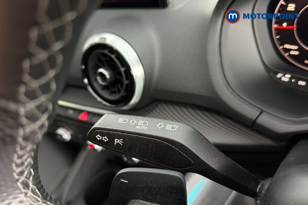 Audi Q2 Black Edition Automatic Petrol SUV - Stock Number (1657120) - 5th supplementary image
