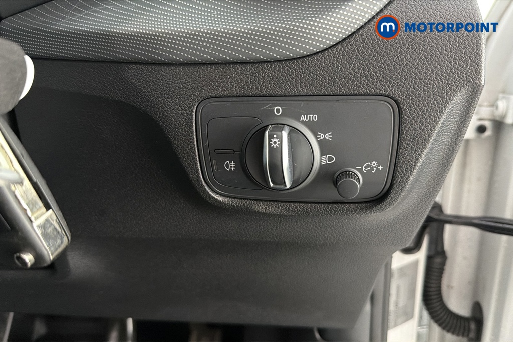 Audi Q2 Black Edition Automatic Petrol SUV - Stock Number (1657120) - 11th supplementary image