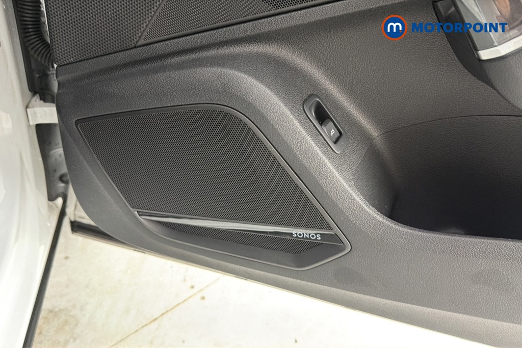 Audi Q2 Black Edition Automatic Petrol SUV - Stock Number (1657120) - 21st supplementary image