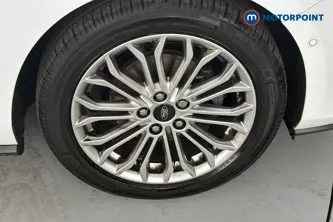 Ford Focus Titanium X Edition Manual Petrol Hatchback - Stock Number (1658839) - 47th supplementary image