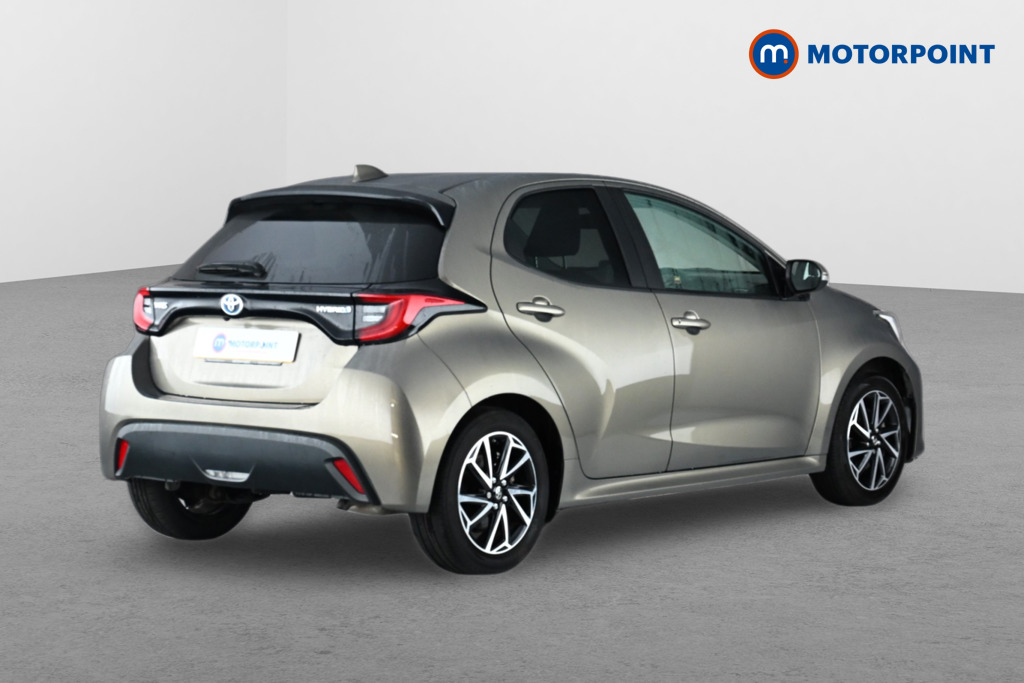 Toyota Yaris Design Automatic Petrol-Electric Hybrid Hatchback - Stock Number (1659859) - Drivers side rear corner