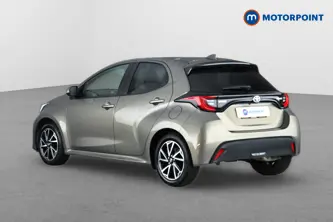 Toyota Yaris Design Automatic Petrol-Electric Hybrid Hatchback - Stock Number (1659859) - Passenger side rear corner