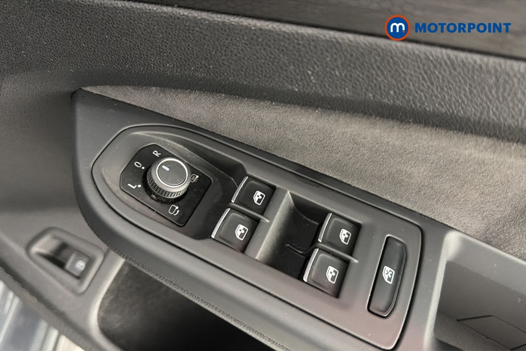 Volkswagen Golf GTE Automatic Petrol Plug-In Hybrid Hatchback - Stock Number (1659864) - 19th supplementary image