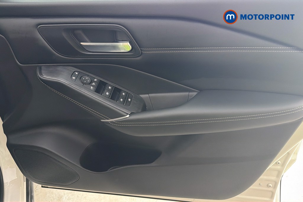 Nissan Qashqai N-Connecta Automatic Petrol-Electric Hybrid SUV - Stock Number (1660113) - 19th supplementary image