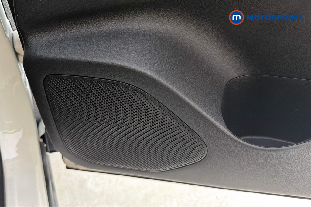 Nissan Qashqai N-Connecta Automatic Petrol-Electric Hybrid SUV - Stock Number (1660113) - 21st supplementary image