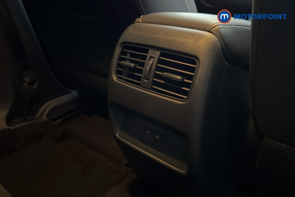 Nissan Qashqai N-Connecta Automatic Petrol-Electric Hybrid SUV - Stock Number (1660113) - 30th supplementary image