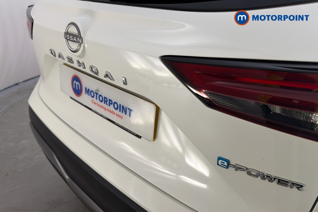 Nissan Qashqai N-Connecta Automatic Petrol-Electric Hybrid SUV - Stock Number (1660113) - 37th supplementary image