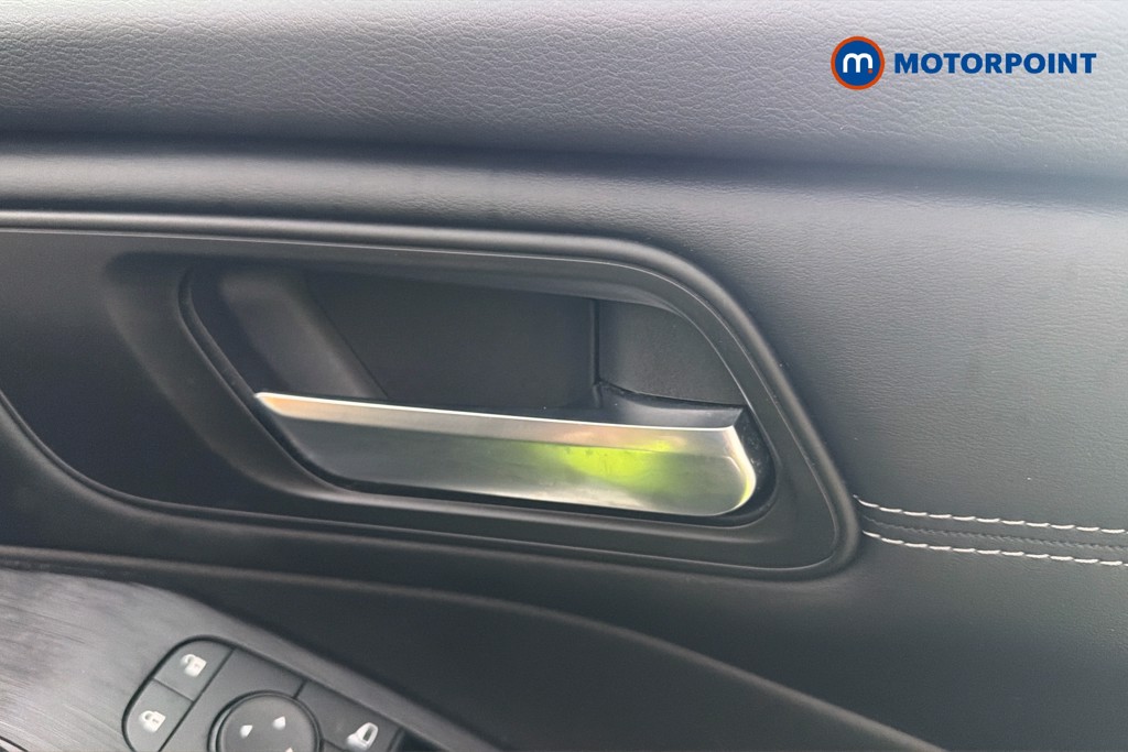 Nissan Qashqai N-Connecta Automatic Petrol-Electric Hybrid SUV - Stock Number (1660113) - 42nd supplementary image