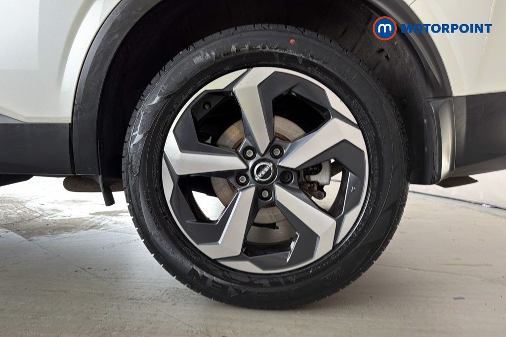 Nissan Qashqai N-Connecta Automatic Petrol-Electric Hybrid SUV - Stock Number (1660113) - 48th supplementary image