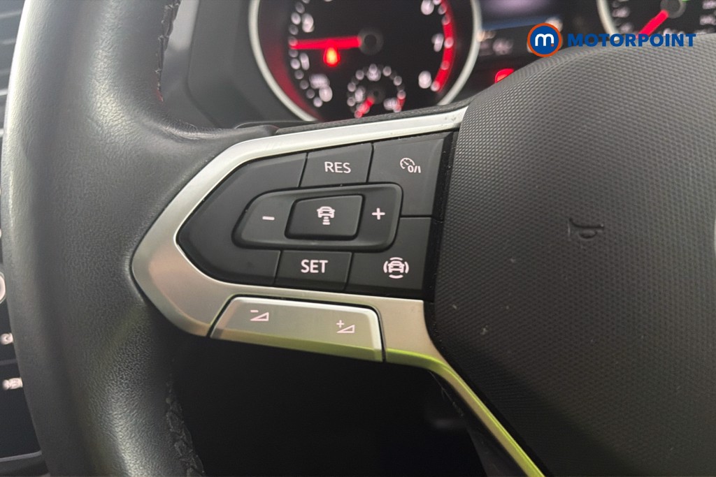 Volkswagen Tiguan Life Automatic Petrol SUV - Stock Number (1660275) - 3rd supplementary image