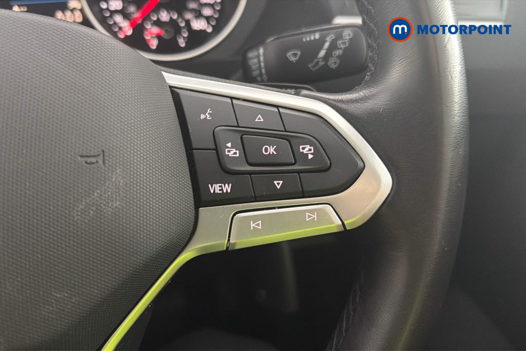 Volkswagen Tiguan Life Automatic Petrol SUV - Stock Number (1660275) - 5th supplementary image
