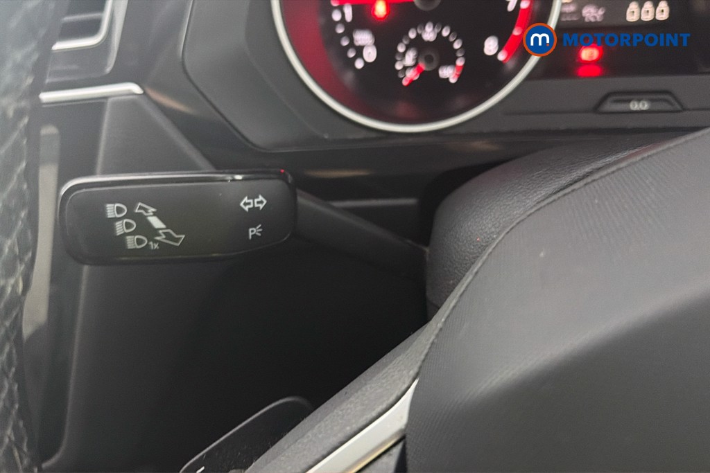 Volkswagen Tiguan Life Automatic Petrol SUV - Stock Number (1660275) - 6th supplementary image