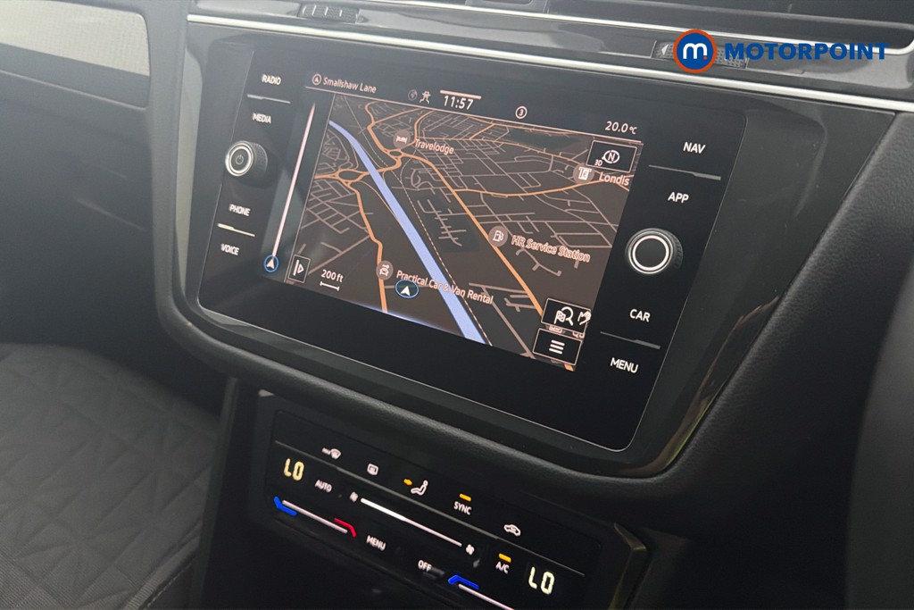 Volkswagen Tiguan Life Automatic Petrol SUV - Stock Number (1660275) - 10th supplementary image