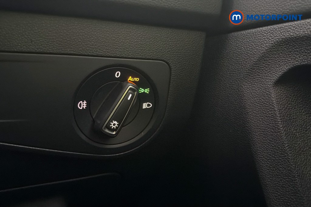 Volkswagen Tiguan Life Automatic Petrol SUV - Stock Number (1660275) - 18th supplementary image