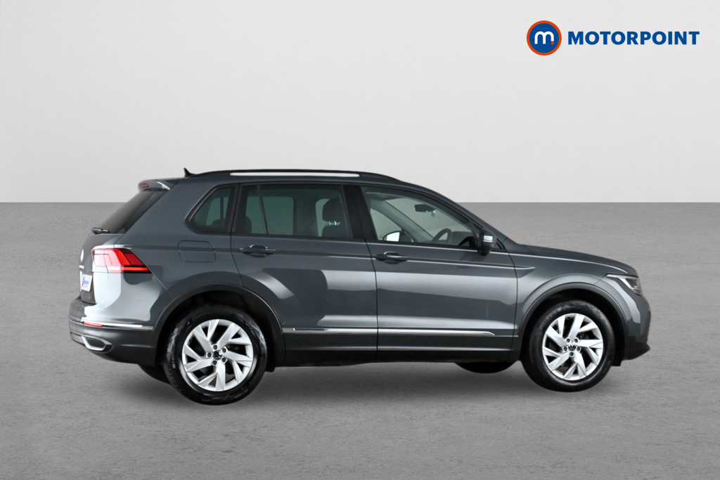 Volkswagen Tiguan Life Automatic Petrol SUV - Stock Number (1660275) - Drivers side