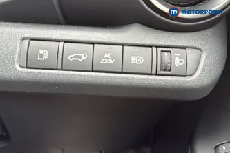 Toyota C-Hr Design Automatic Petrol Plug-In Hybrid SUV - Stock Number (1660712) - 11th supplementary image