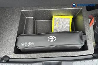 Toyota C-Hr Design Automatic Petrol Plug-In Hybrid SUV - Stock Number (1660712) - 33rd supplementary image