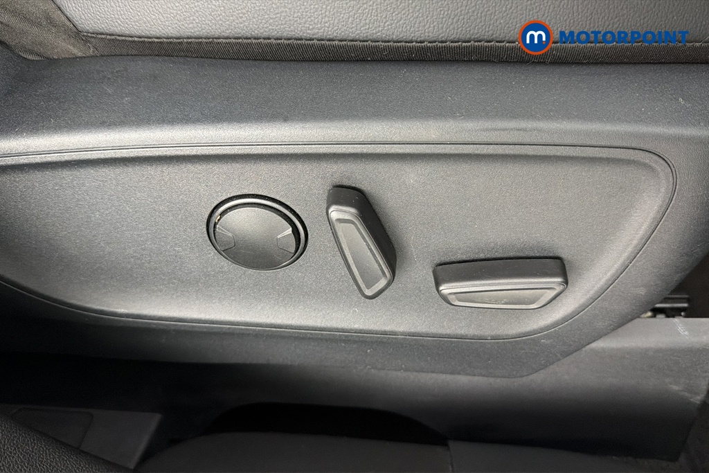 Ford Kuga St-Line X Edition Manual Petrol SUV - Stock Number (1660801) - 23rd supplementary image