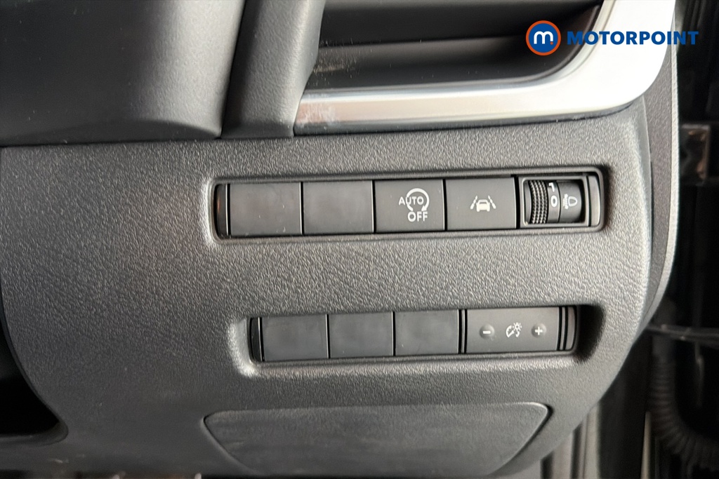 Nissan Qashqai Acenta Premium Manual Petrol SUV - Stock Number (1660957) - 11th supplementary image