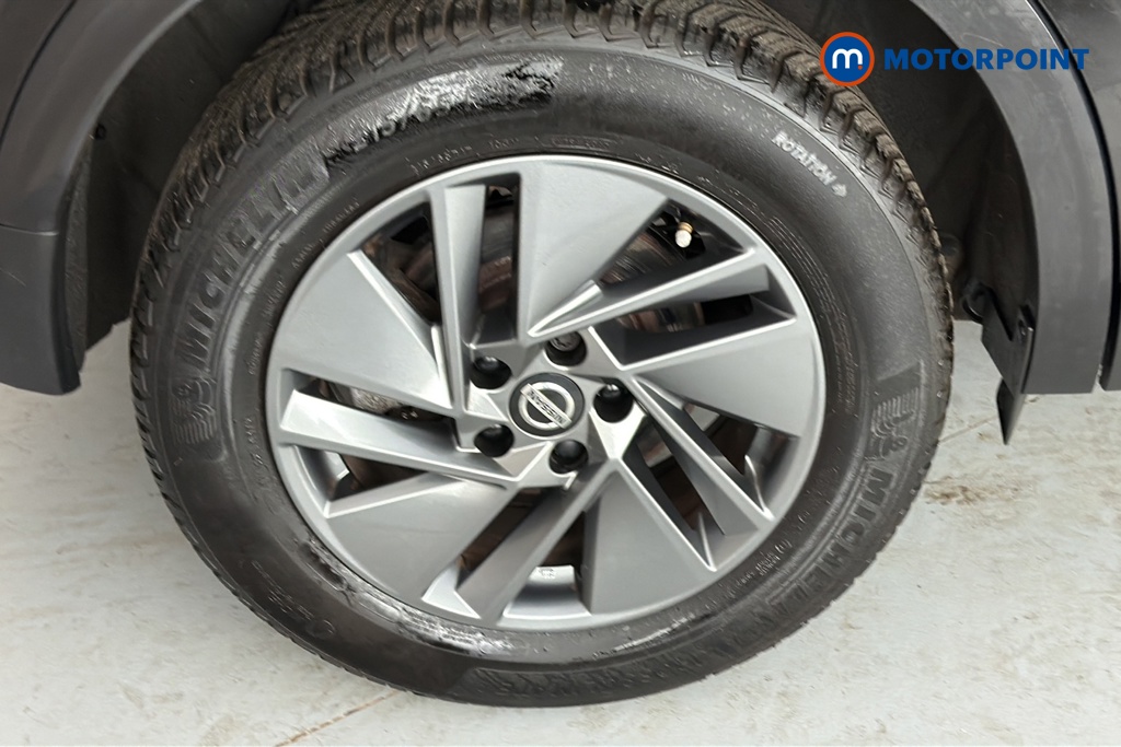 Nissan Qashqai Acenta Premium Manual Petrol SUV - Stock Number (1660957) - 46th supplementary image