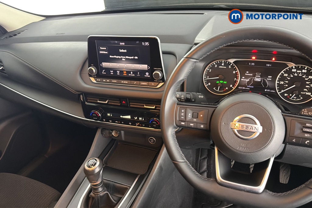 Nissan Qashqai Acenta Premium Manual Petrol SUV - Stock Number (1660957) - 1st supplementary image