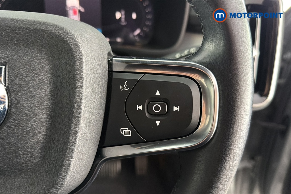Volvo Xc40 Plus Automatic Petrol SUV - Stock Number (1661512) - 3rd supplementary image