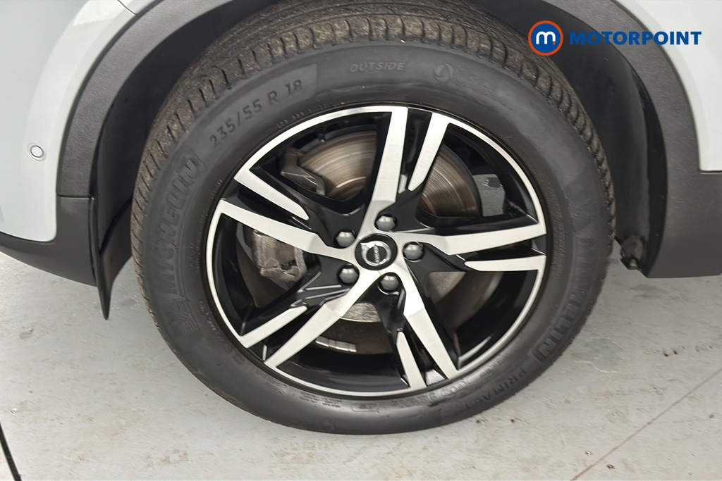 Volvo Xc40 Plus Automatic Petrol SUV - Stock Number (1661512) - 44th supplementary image