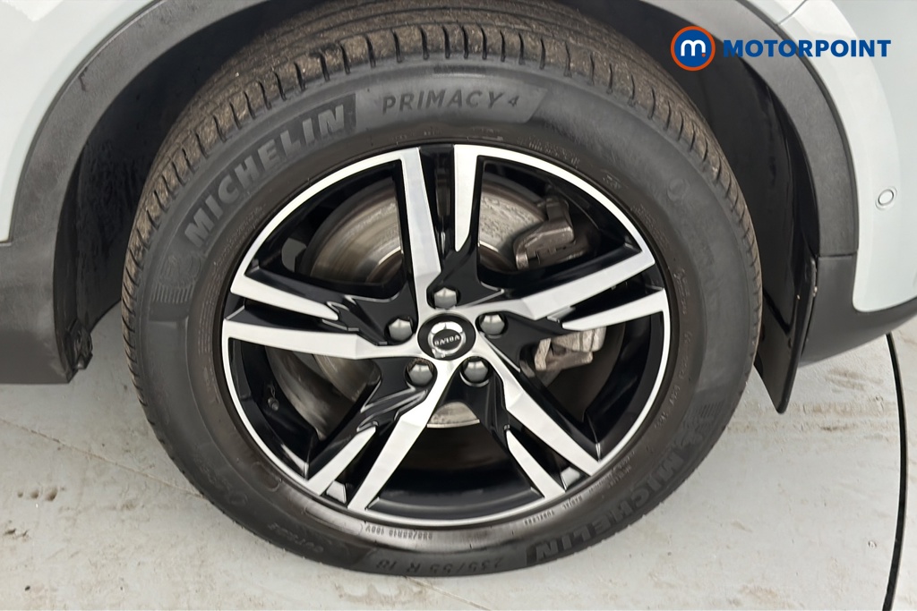 Volvo Xc40 Plus Automatic Petrol SUV - Stock Number (1661512) - 47th supplementary image