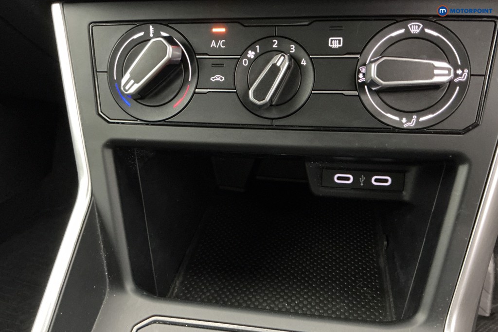 Volkswagen Polo Life Manual Petrol Hatchback - Stock Number (1661539) - 16th supplementary image