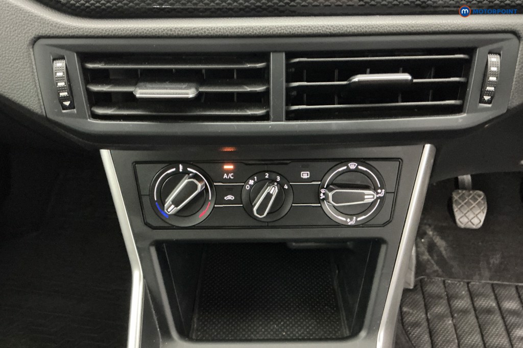 Volkswagen Polo Life Manual Petrol Hatchback - Stock Number (1661539) - 17th supplementary image