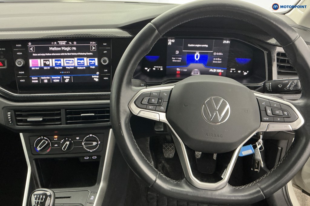Volkswagen Polo Life Manual Petrol Hatchback - Stock Number (1661539) - 1st supplementary image
