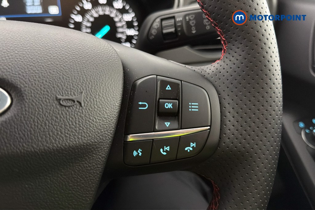Ford Focus St-Line Manual Petrol Hatchback - Stock Number (1661856) - 4th supplementary image