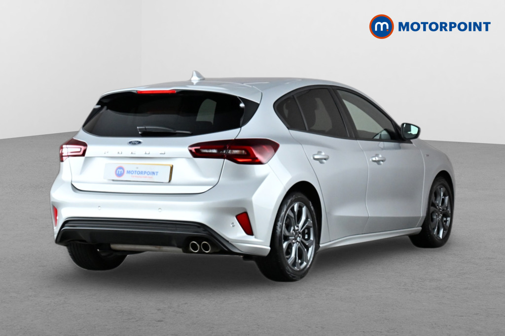 Ford Focus St-Line Manual Petrol Hatchback - Stock Number (1661856) - Drivers side rear corner