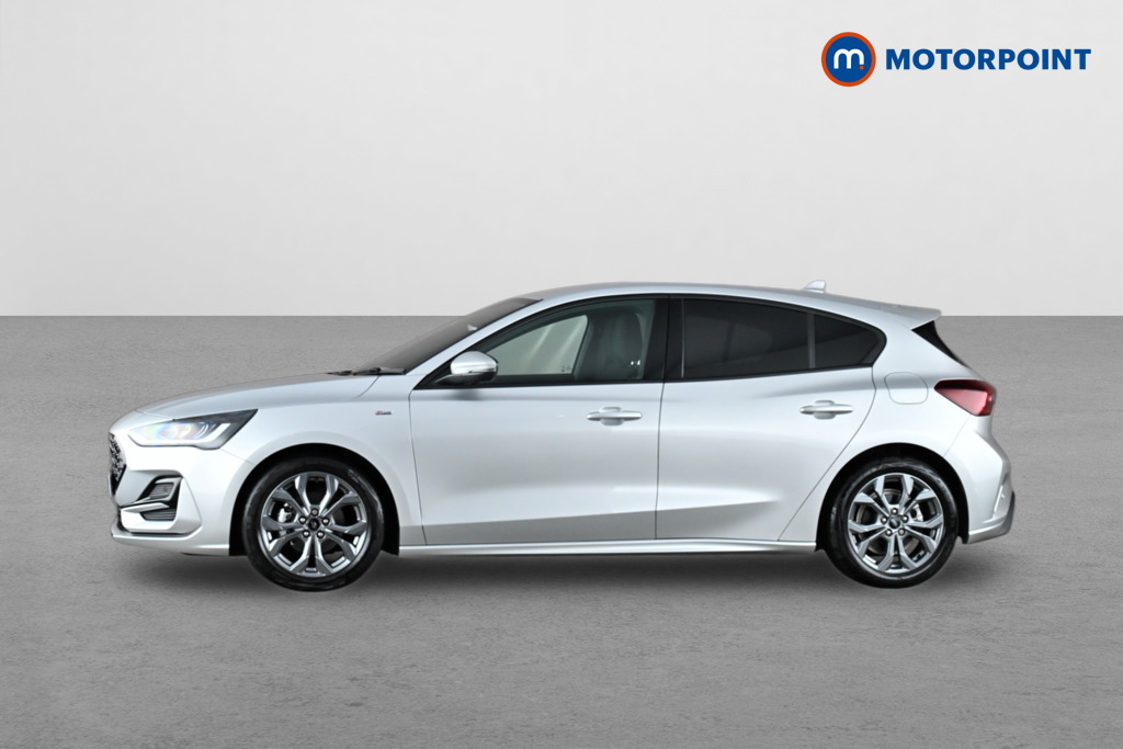 Ford Focus St-Line Manual Petrol Hatchback - Stock Number (1661856) - Passenger side