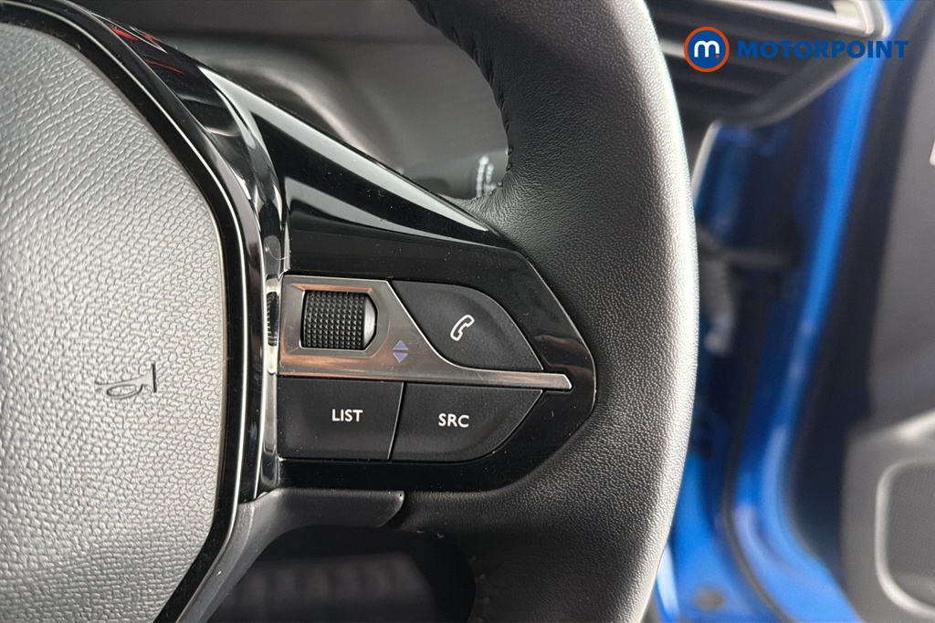 Peugeot 2008 Allure Premium-Plus Manual Petrol SUV - Stock Number (1599558) - 3rd supplementary image