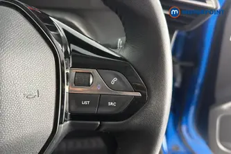 Peugeot 2008 Allure Premium-Plus Manual Petrol SUV - Stock Number (1599558) - 3rd supplementary image