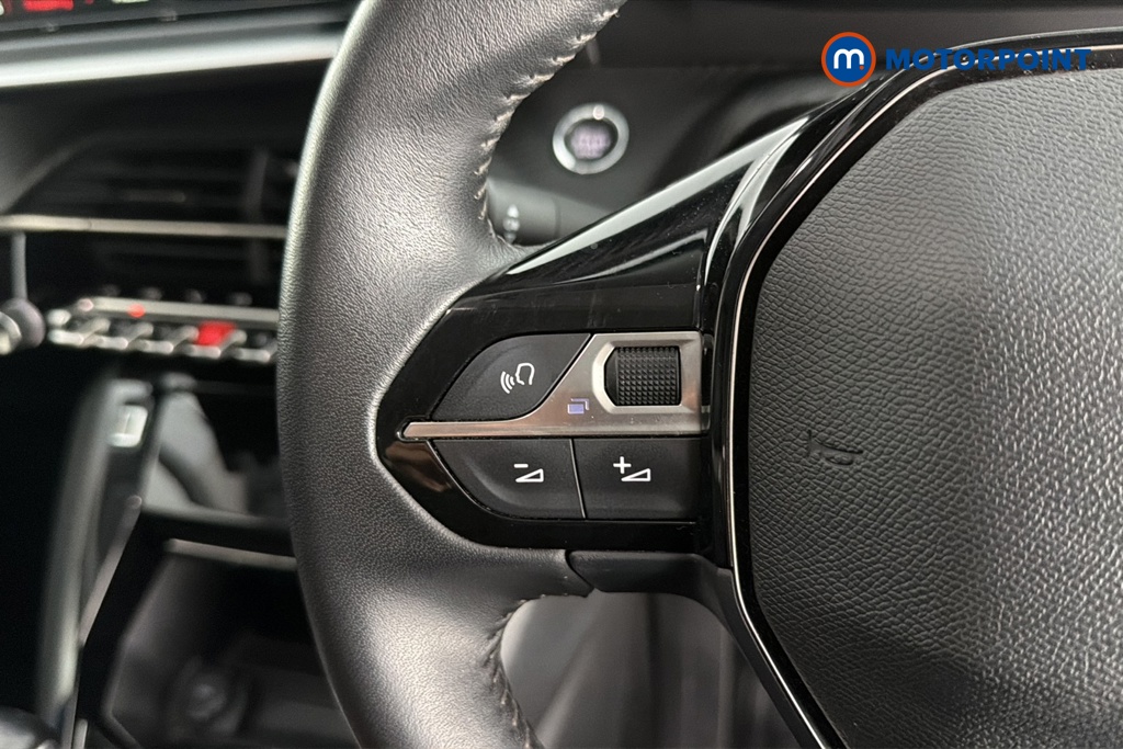 Peugeot 2008 Allure Premium-Plus Manual Petrol SUV - Stock Number (1599558) - 4th supplementary image